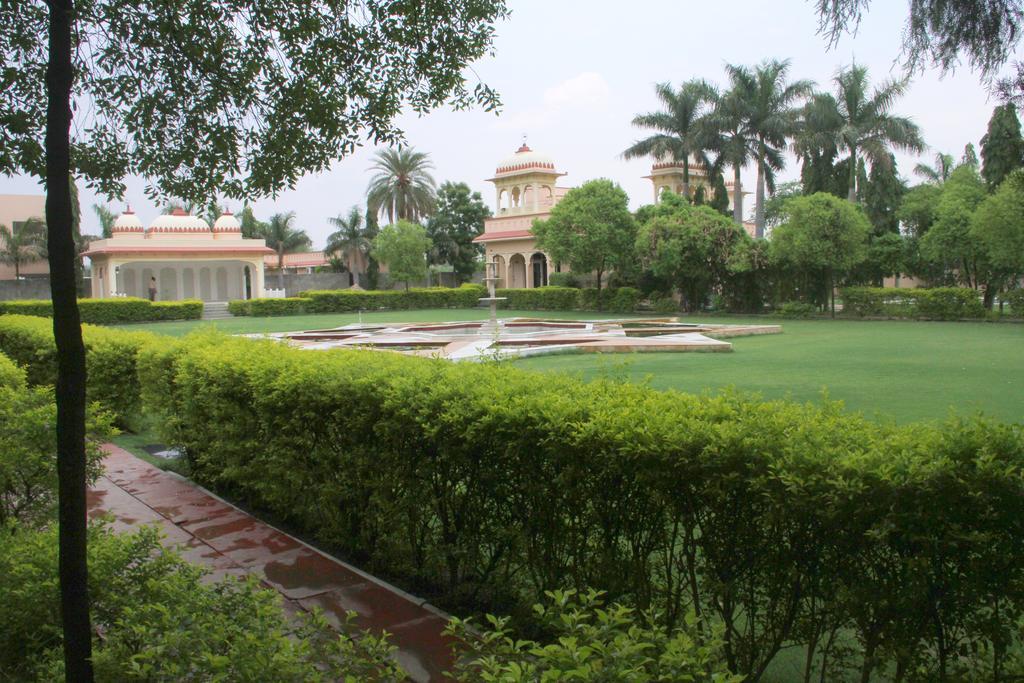 Juesta Rajputana Resort & Convention Centre, Udaipur Exterior foto